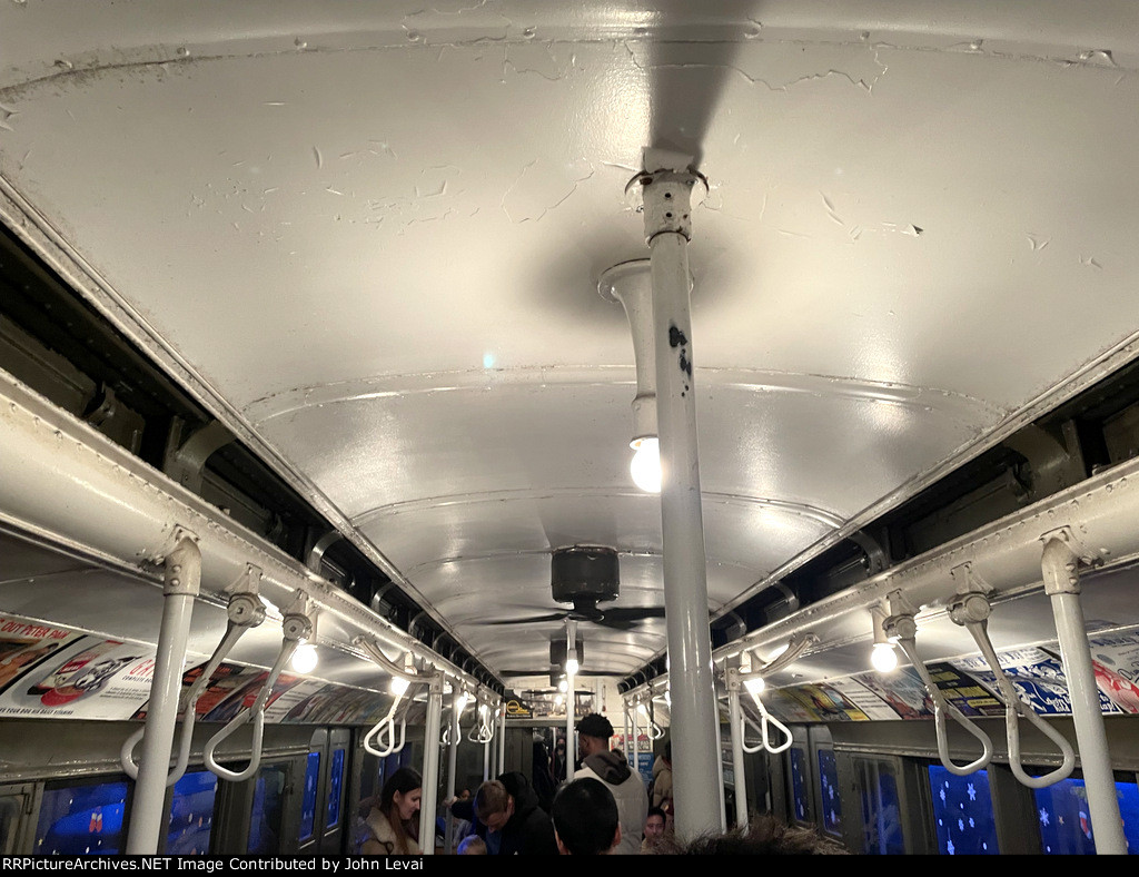 The ceiling in the Arnine Car with a fan 